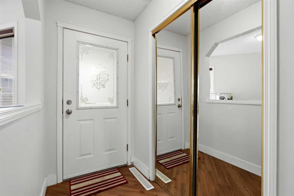 Picture for 6 Taralea Place NE