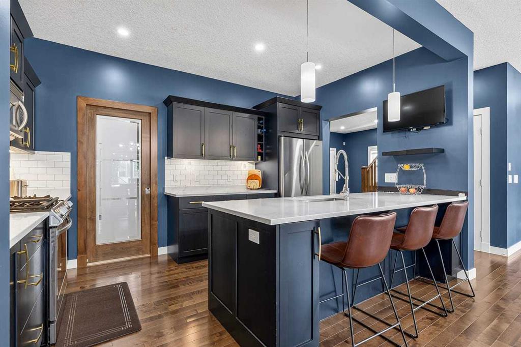 Picture for 35 Copperleaf Crescent SE