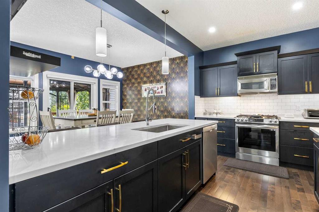 Picture for 35 Copperleaf Crescent SE