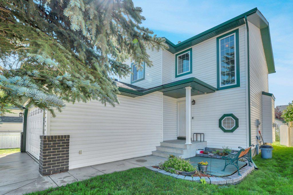 Picture for 7 Springs Crescent SE