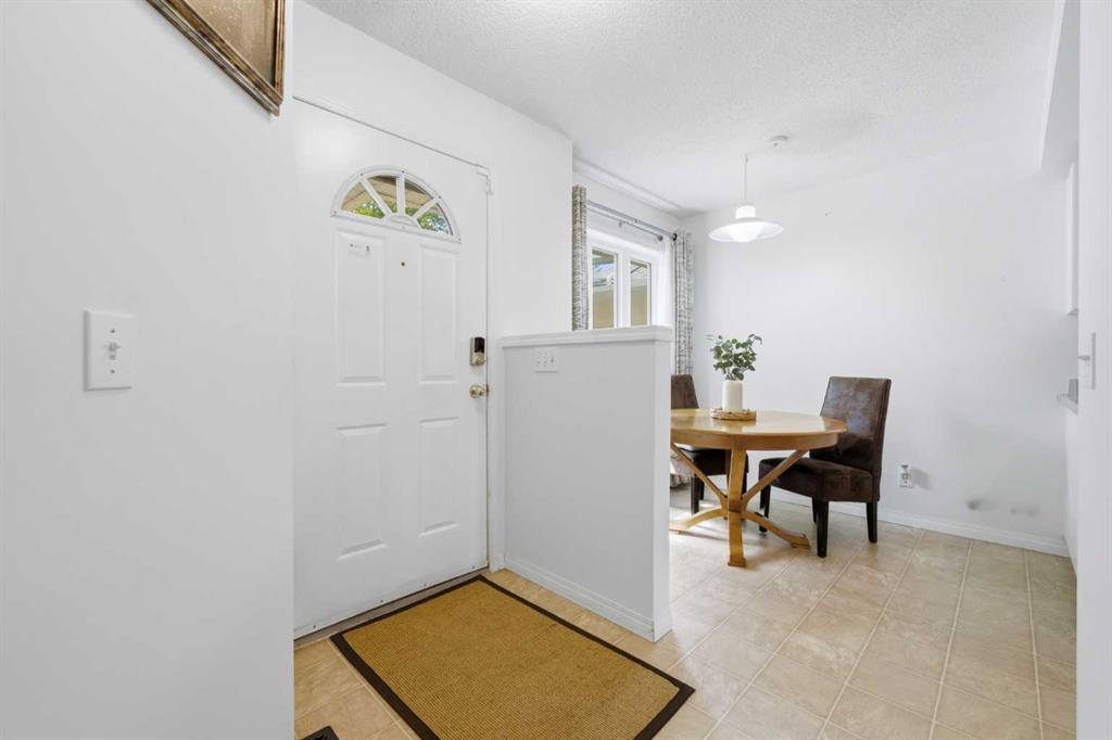 Picture for 92, 388 Sandarac Drive NW