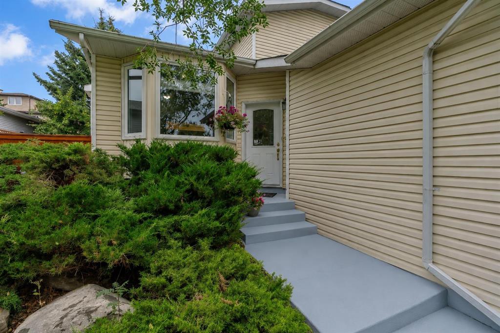 Picture for 139 Shawnessy Drive SW