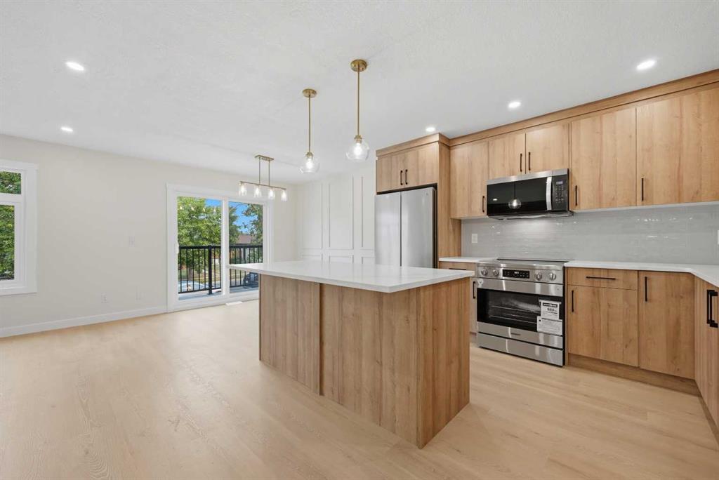 Picture for 1387 Berkley Drive NW
