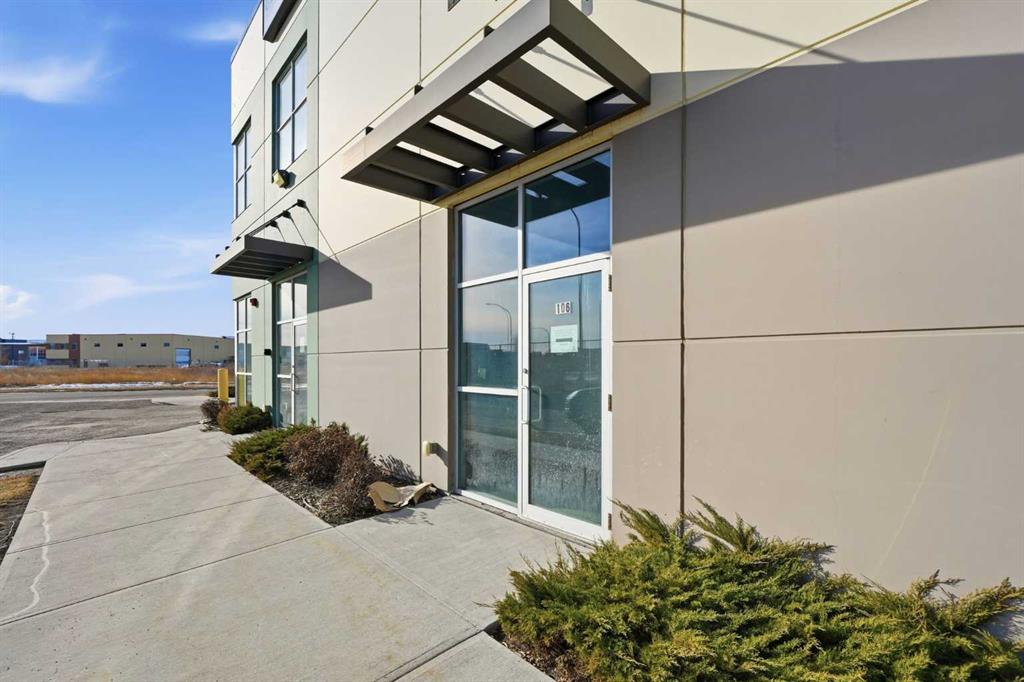 Picture for 106, 10748 74 Street SE