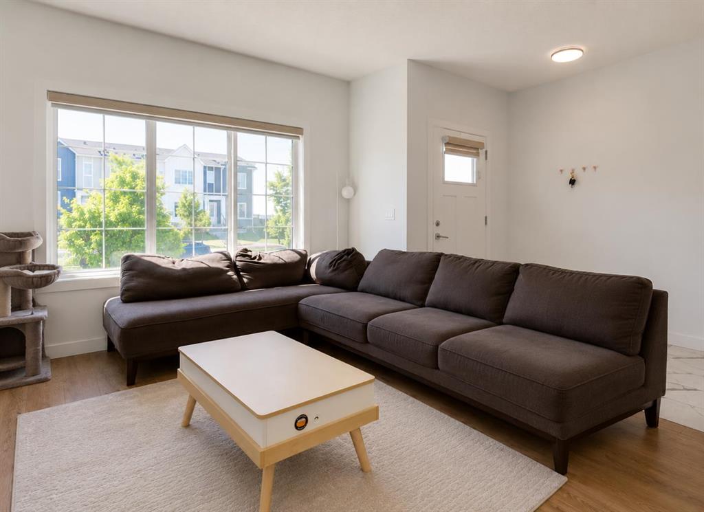 Picture for 7386 202 Avenue SE