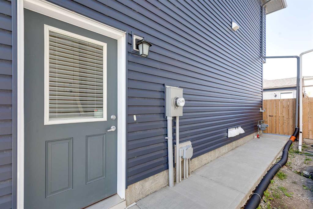 Picture for 47 Cornerbrook Gate NE