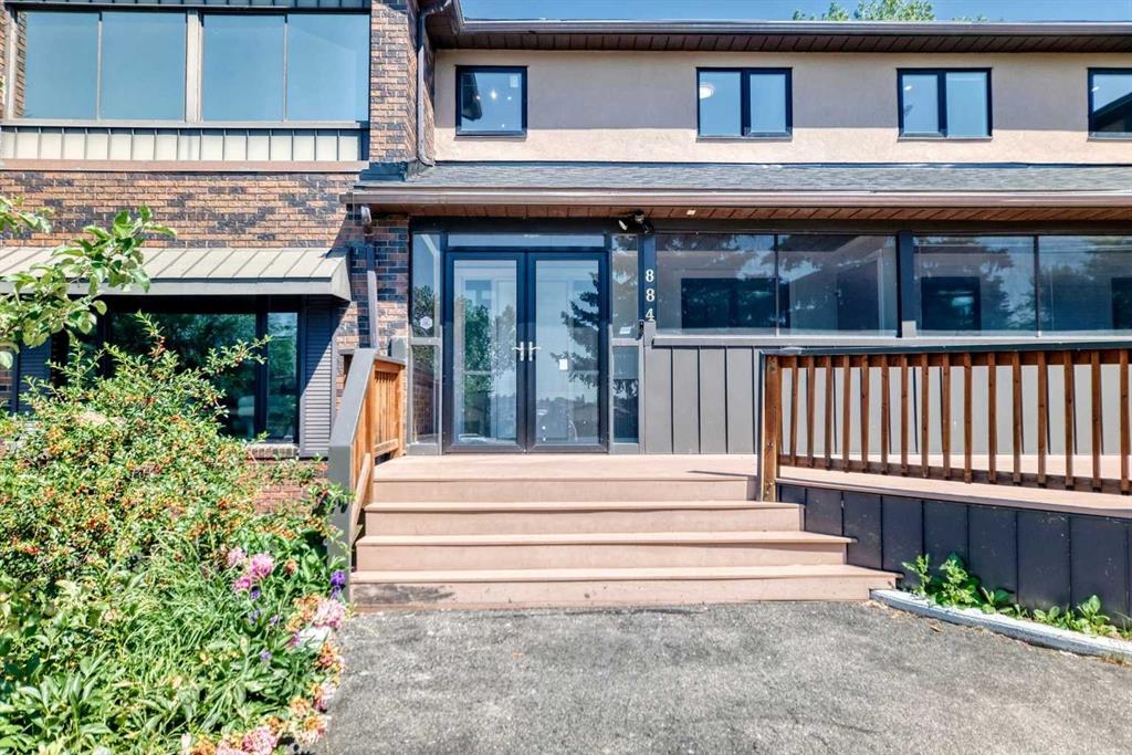 Picture for 884 EAST CHESTERMERE Drive 