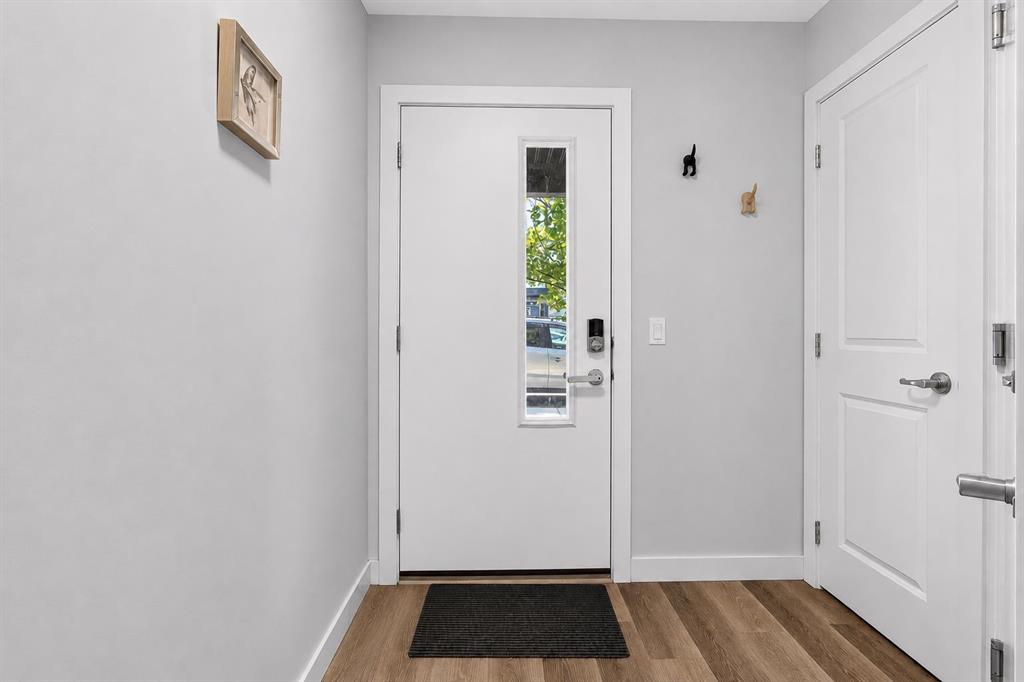 Picture for 20 Evanscrest Park NW