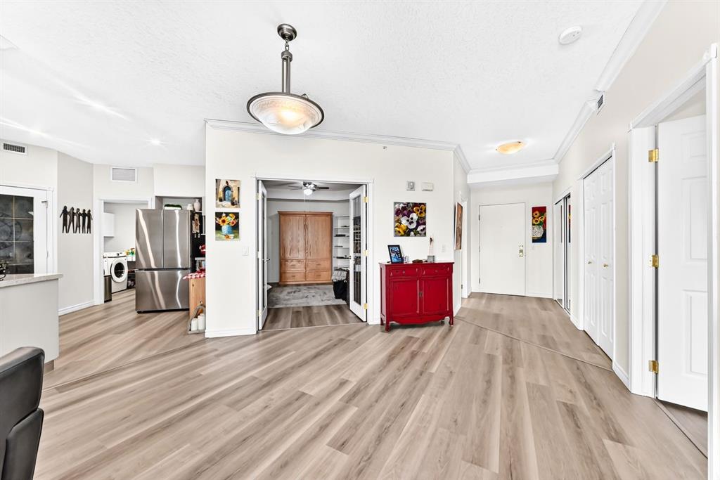 Picture for 314, 728 Country Hills Road NW