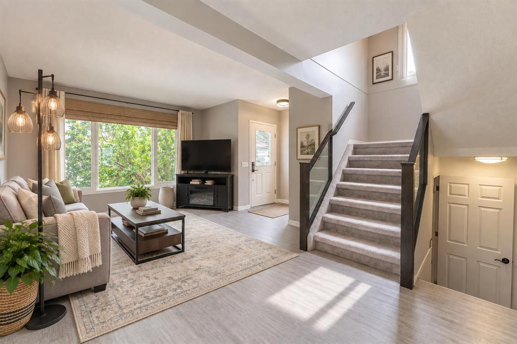 Picture for 40 Fonda Crescent SE