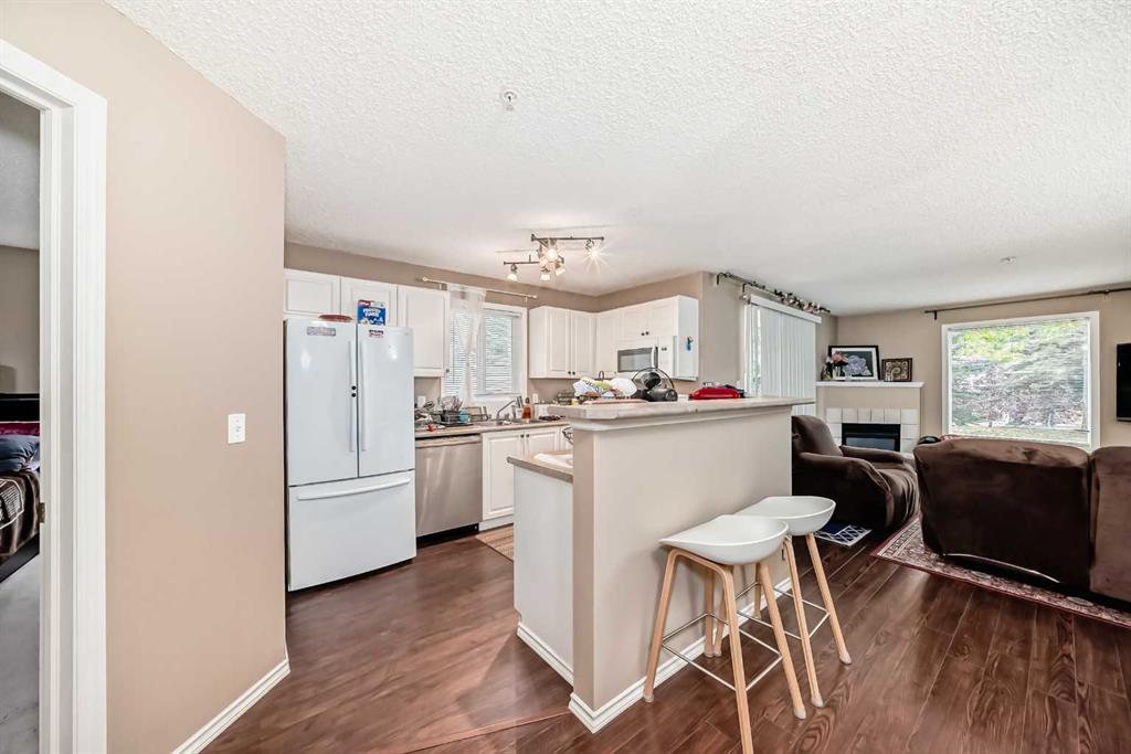 Picture for 119, 6000 Somervale Court SW