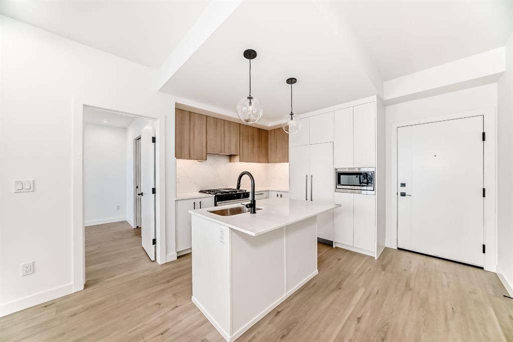 Picture for 415, 8375 Broadcast Avenue SW