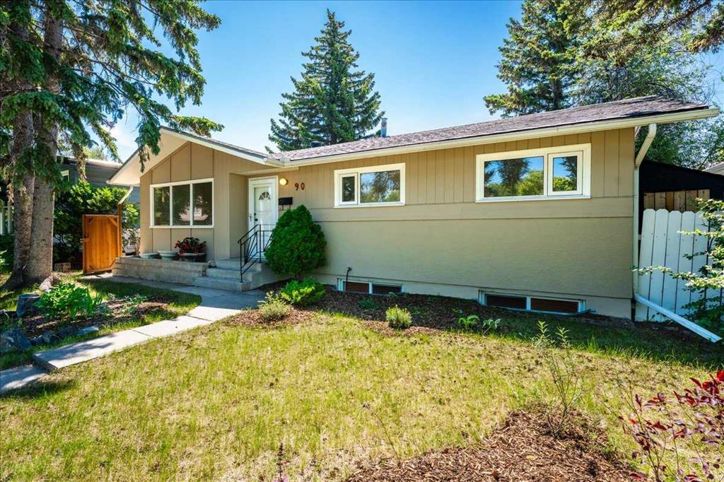 Picture for 90 Armstrong Crescent SE