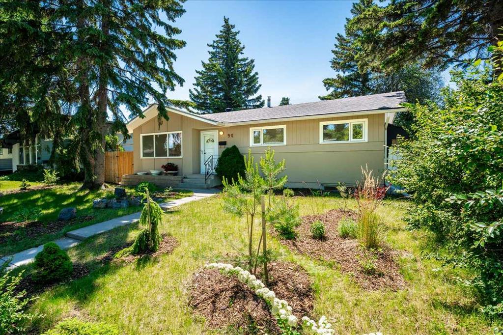 Picture for 90 Armstrong Crescent SE