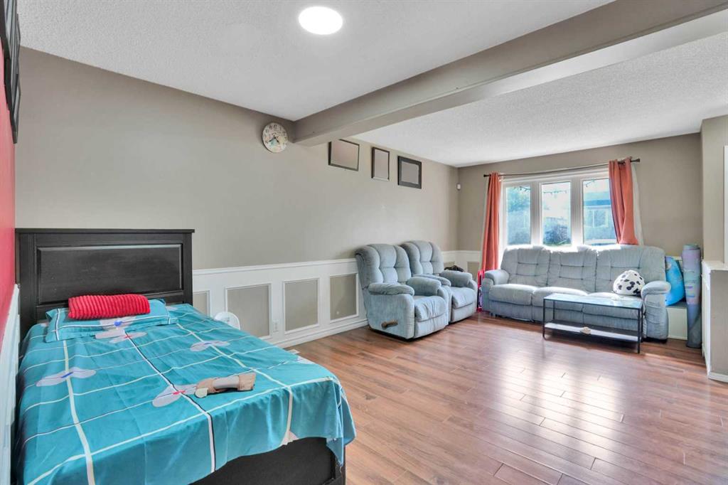 Picture for 95 Castlegreen Close NE