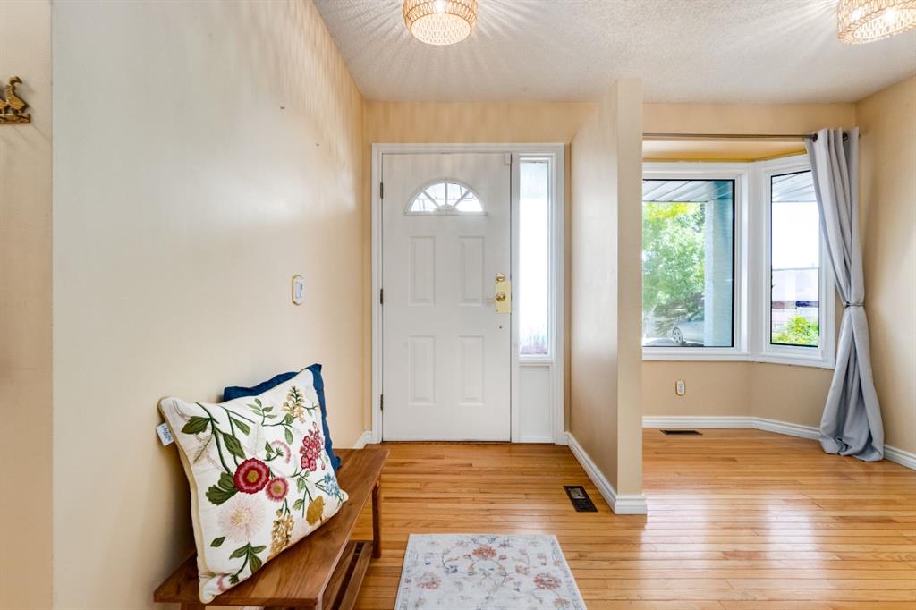 Picture for 21, 468 Woodbine Boulevard SW