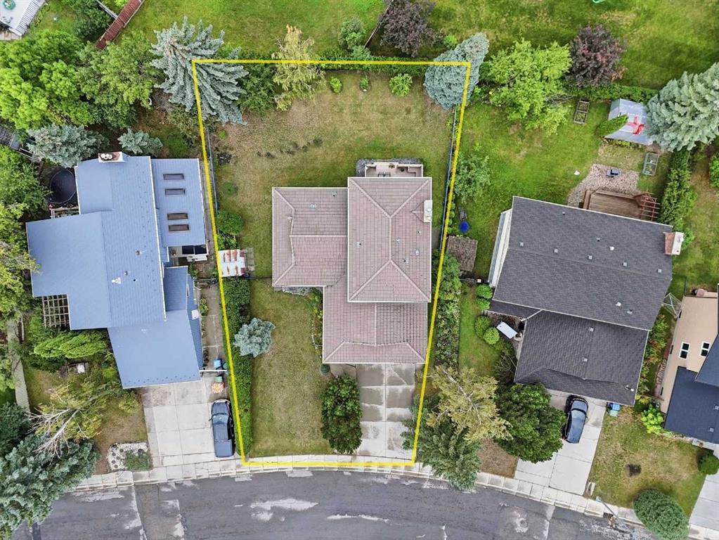 Picture for 11 Edgemont Rise NW