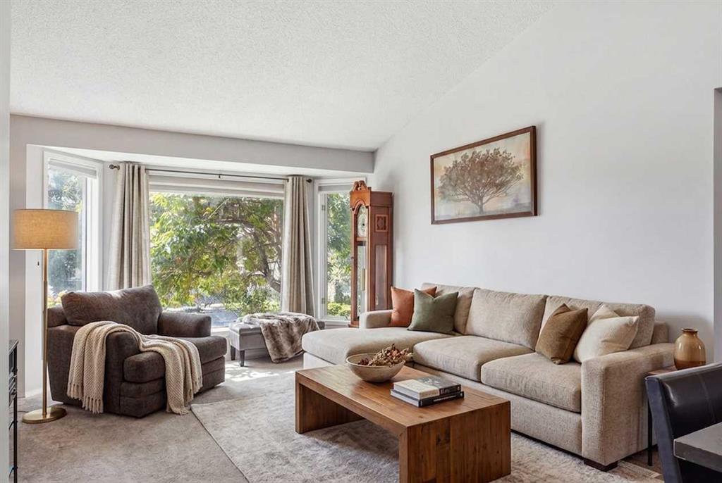 Picture for 271 Erin Meadow Close SE