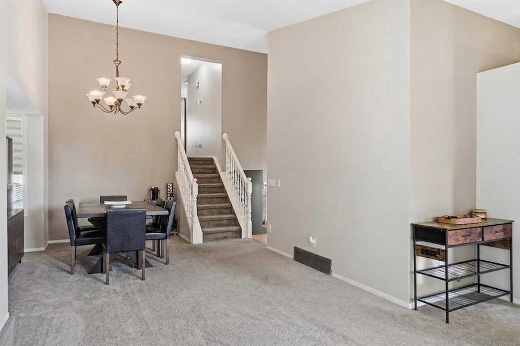 Picture for 271 Erin Meadow Close SE
