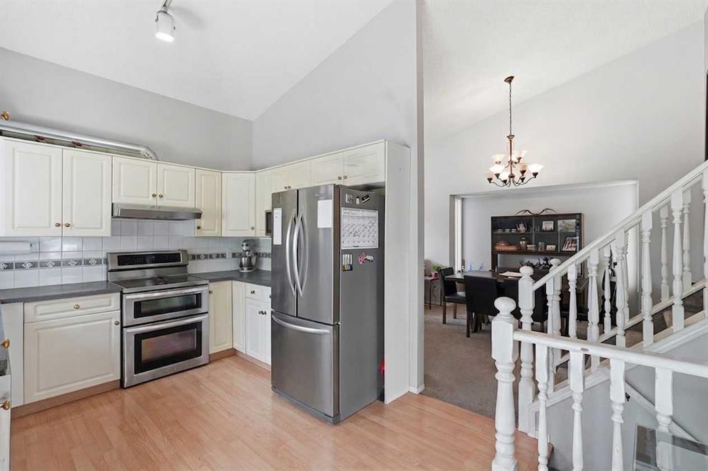 Picture for 271 Erin Meadow Close SE