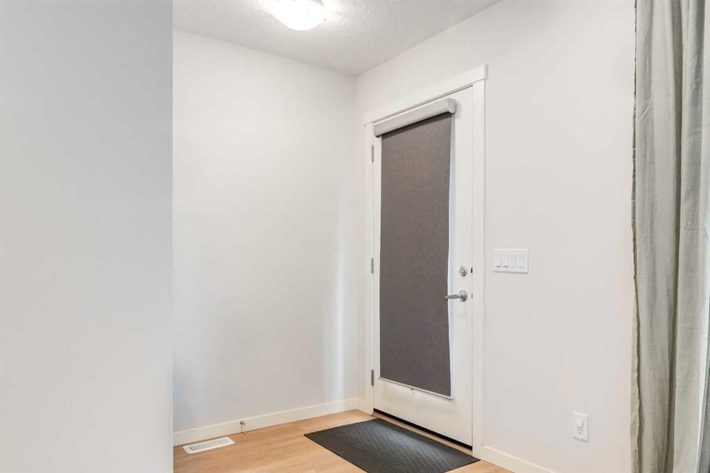 Picture for 104, 474 Seton Circle SE