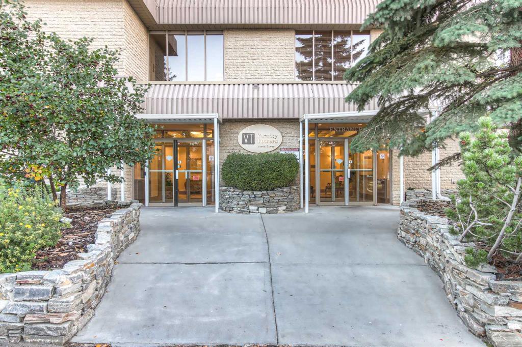 Picture for 804, 4603 Varsity Drive NW