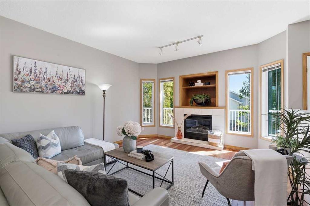 Picture for 545 Rocky Ridge Bay NW