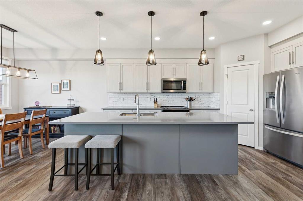 Picture for 57 Crestridge Bay SW
