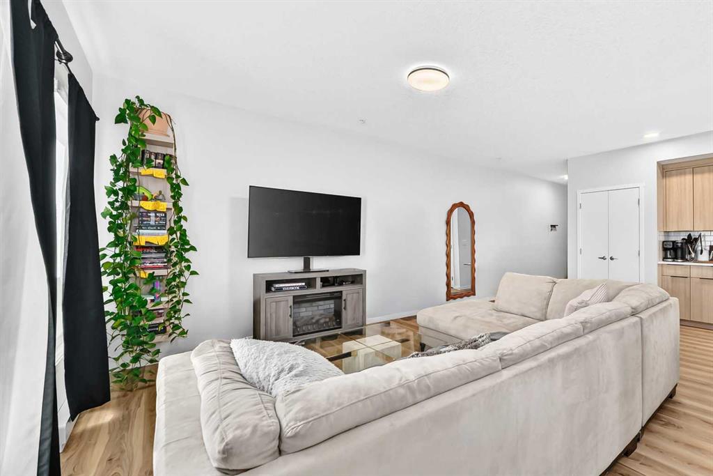 Picture for 3208, 220 Seton Grove SE