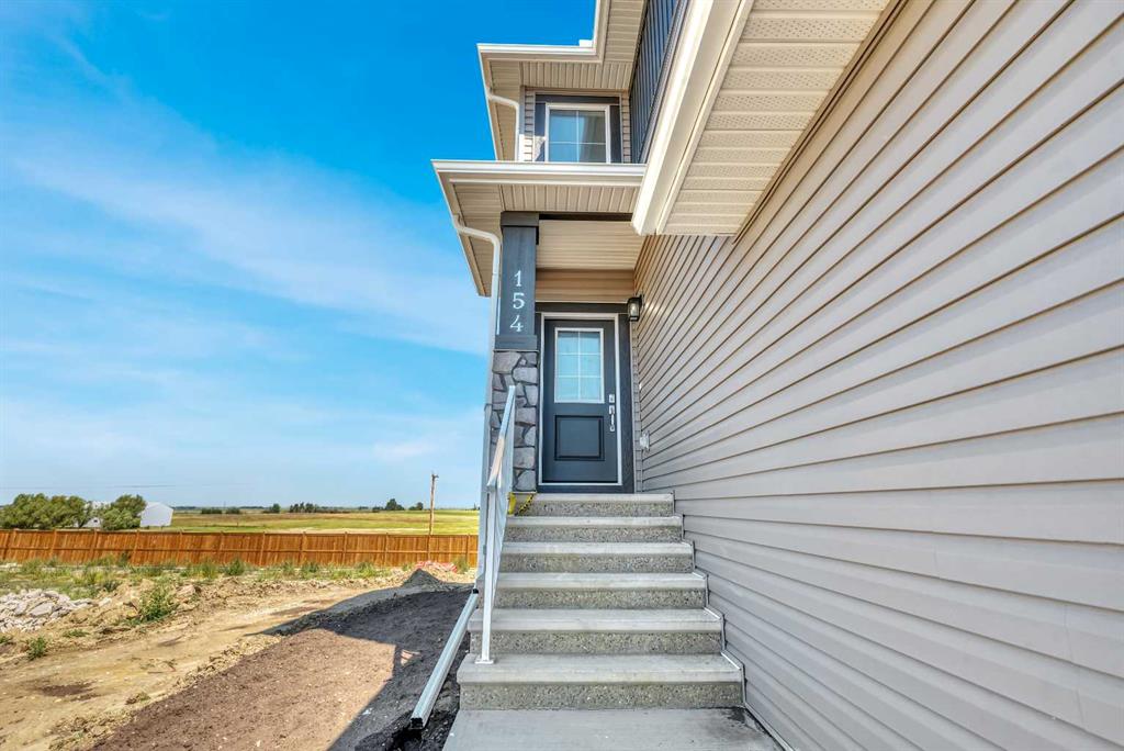 Picture for 154 Lakewood Crescent 