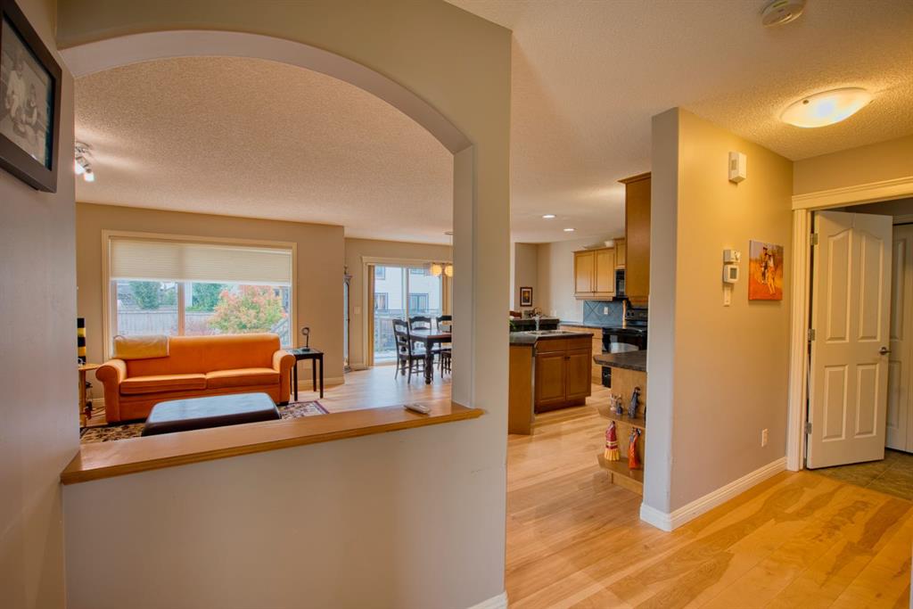 Picture for 1028 Kincora Drive NW