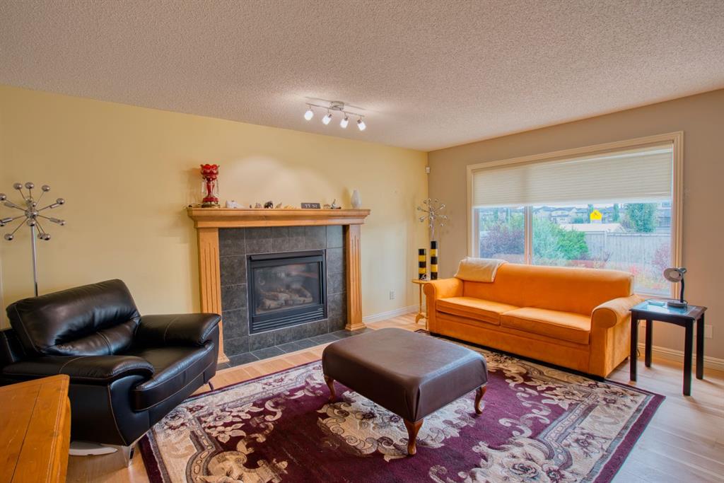 Picture for 1028 Kincora Drive NW