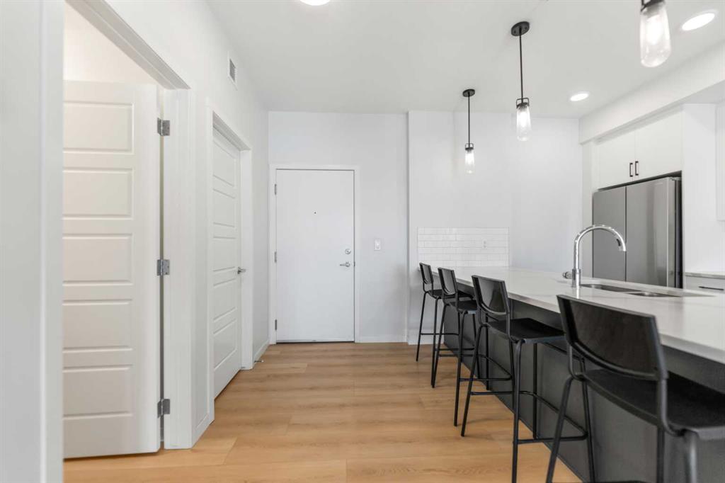 Picture for 6403, 20295 Seton Way SE