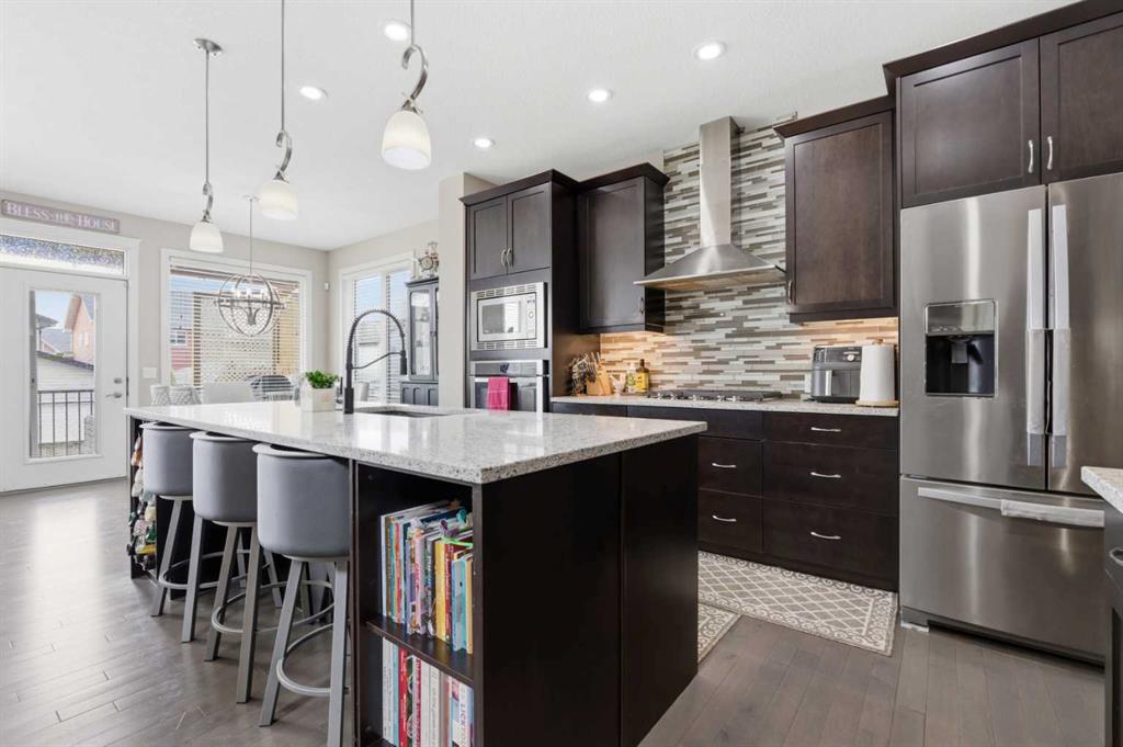 Picture for 2620 Ravenslea Gardens SE