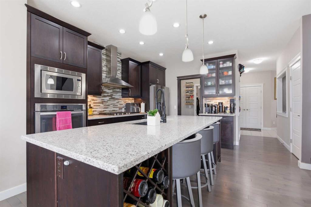 Picture for 2620 Ravenslea Gardens SE