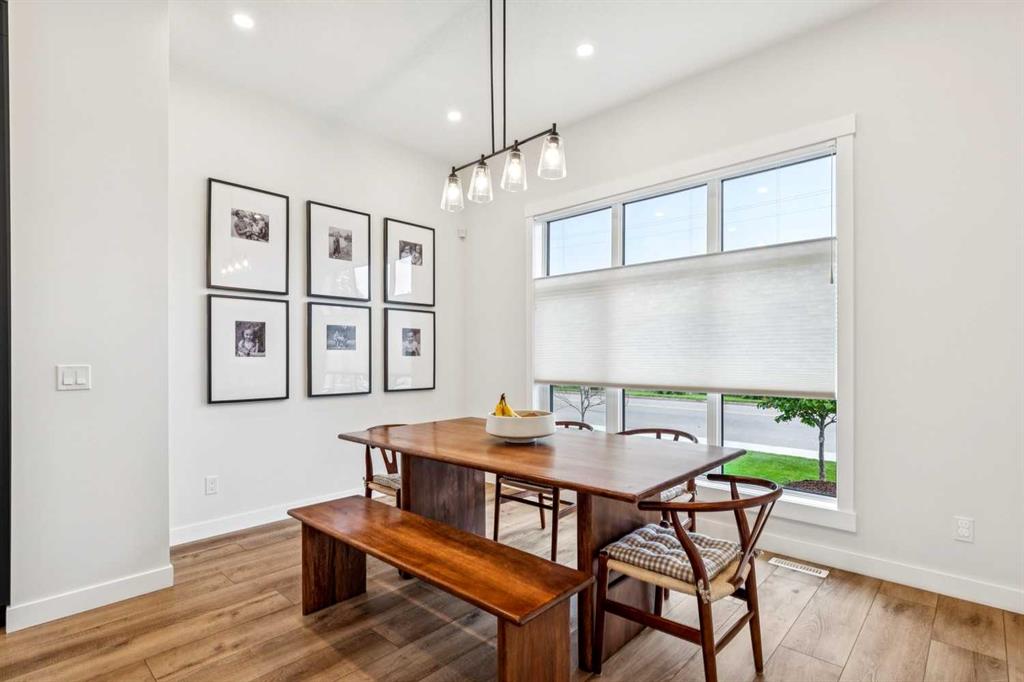 Picture for 1329 Regal Crescent NE