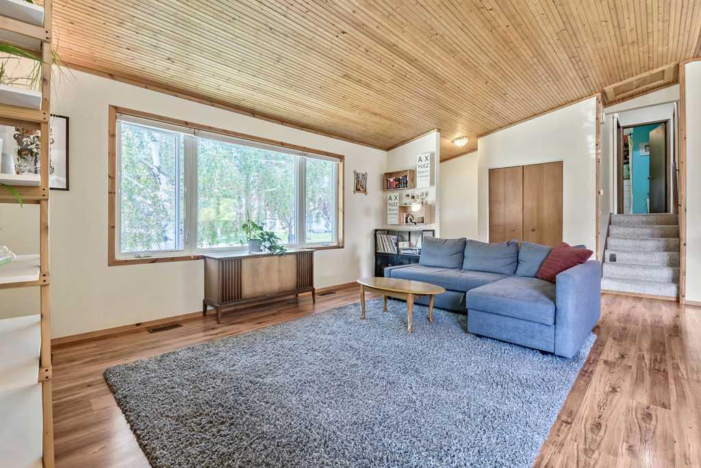 Picture for 22 Robinson Drive 