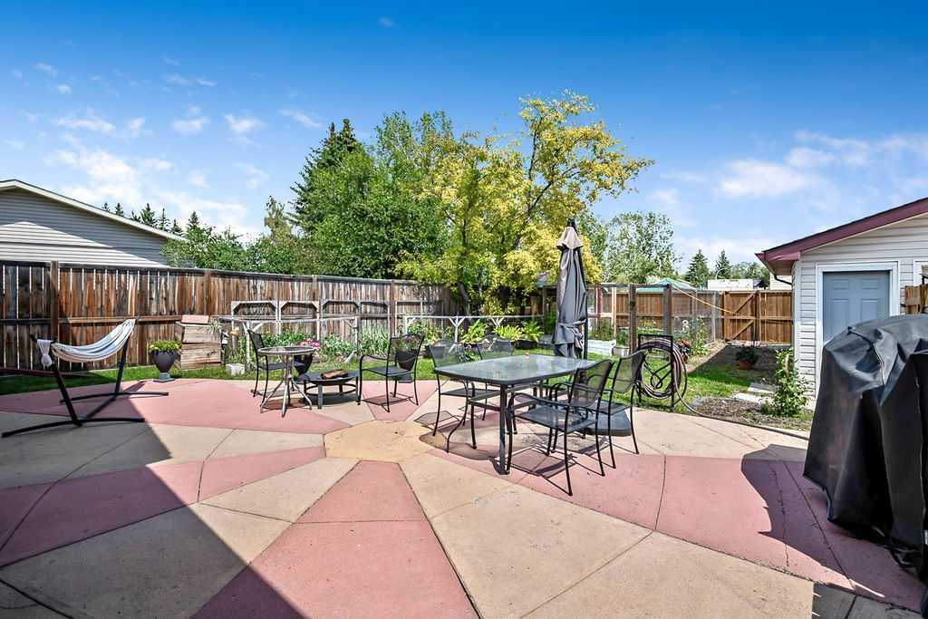 Picture for 22 Robinson Drive 