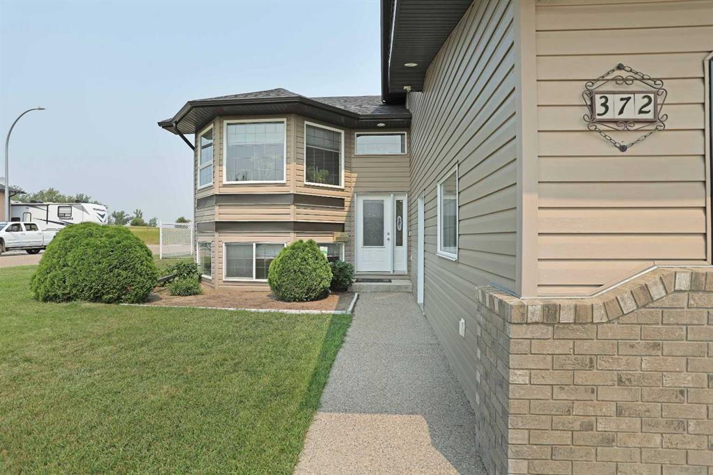 Picture for 372 Lake Stafford Drive E