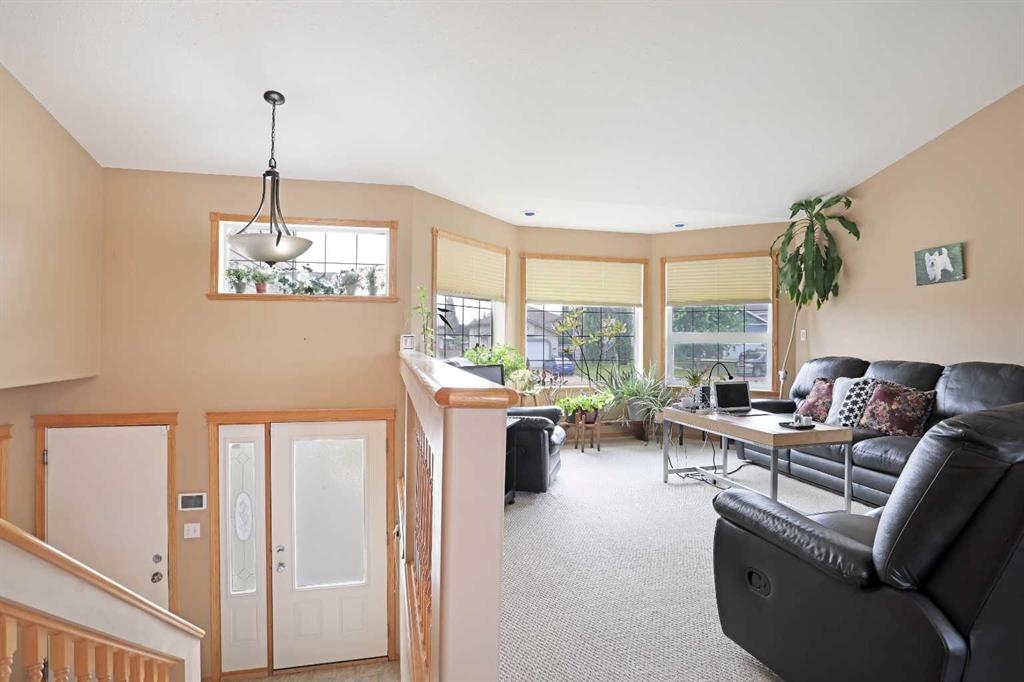 Picture for 372 Lake Stafford Drive E