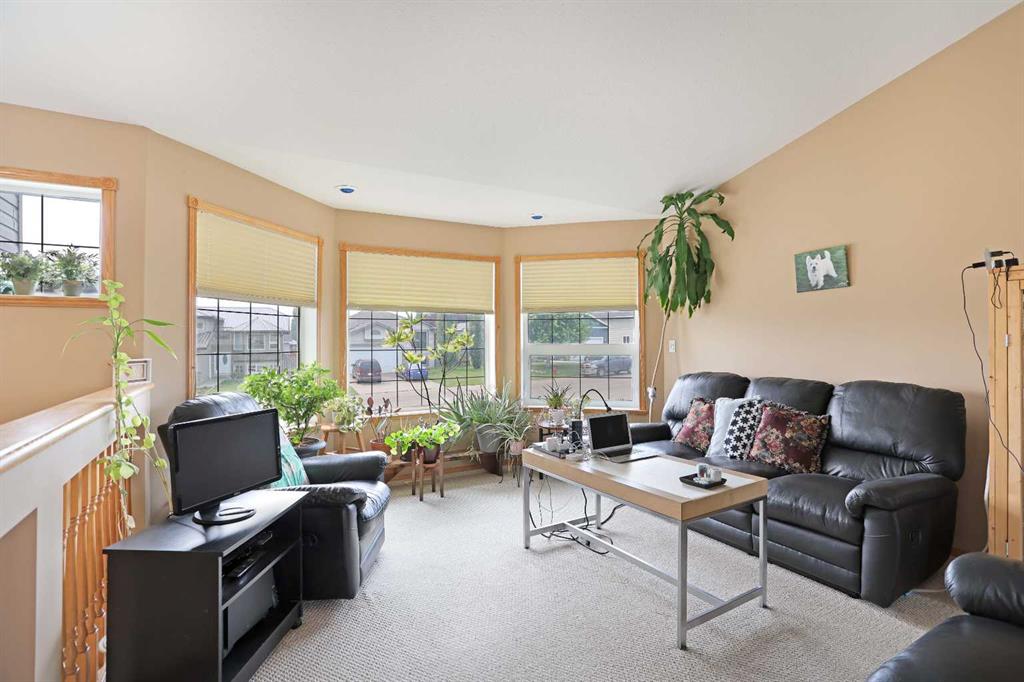 Picture for 372 Lake Stafford Drive E