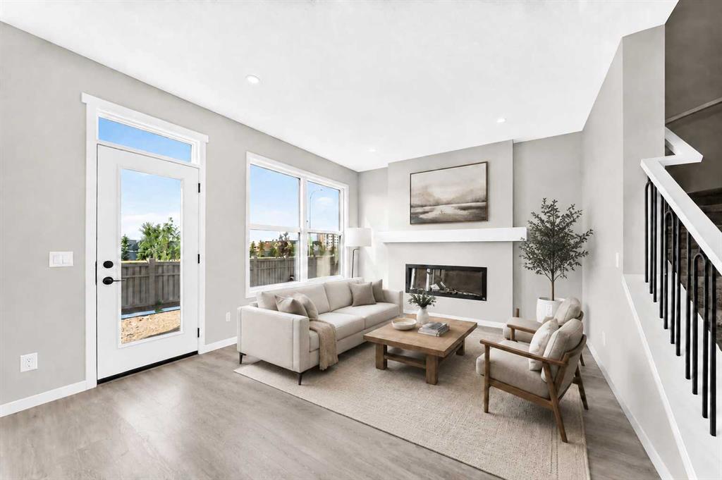 Picture for 99 Mercado Crescent SE