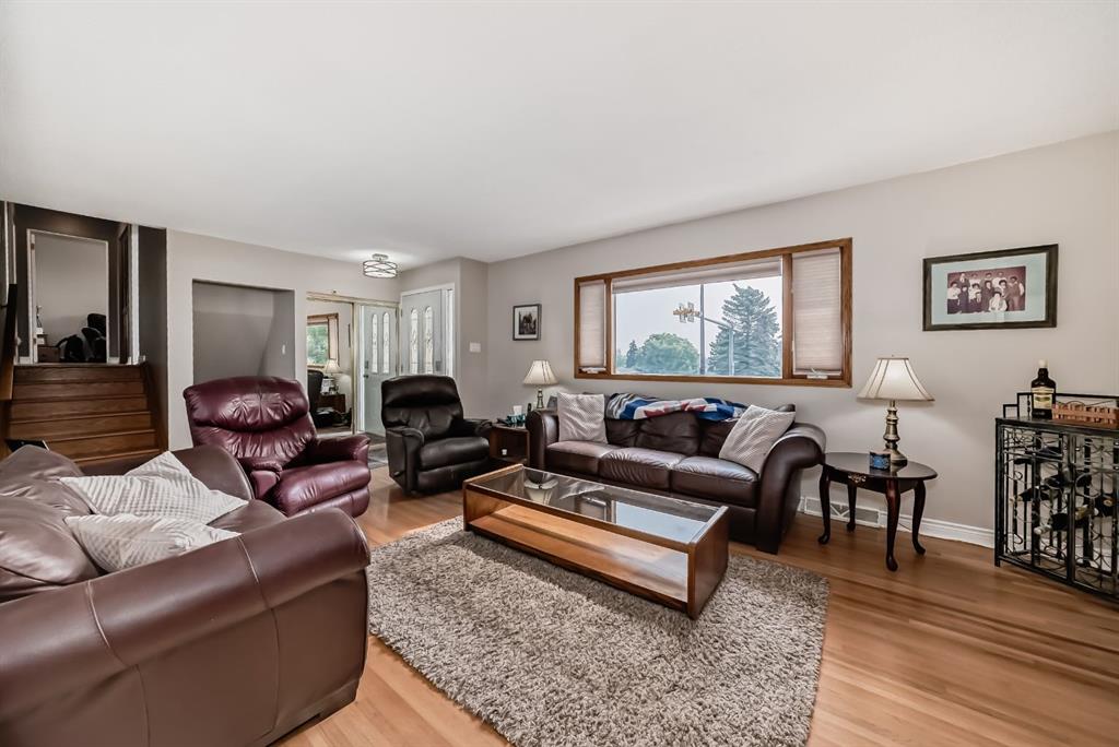 Picture for 7827 Fairmount Drive SE