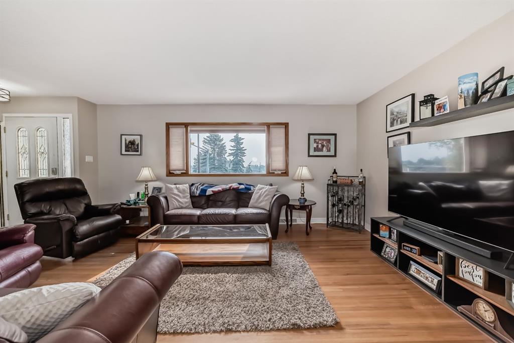Picture for 7827 Fairmount Drive SE