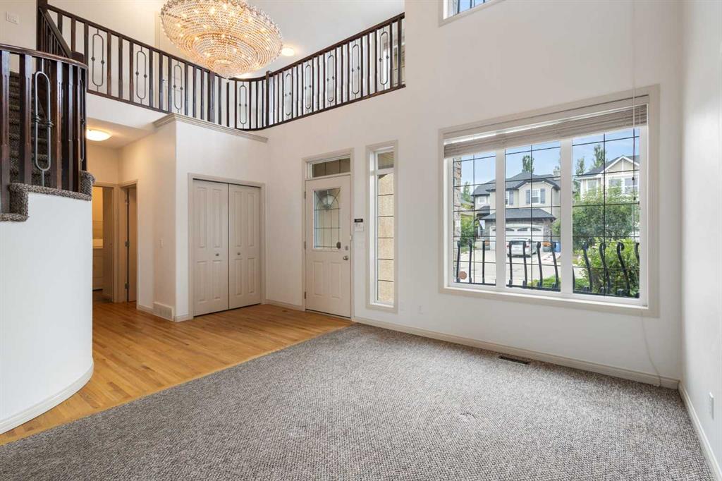 Picture for 53 Sherwood Way NW