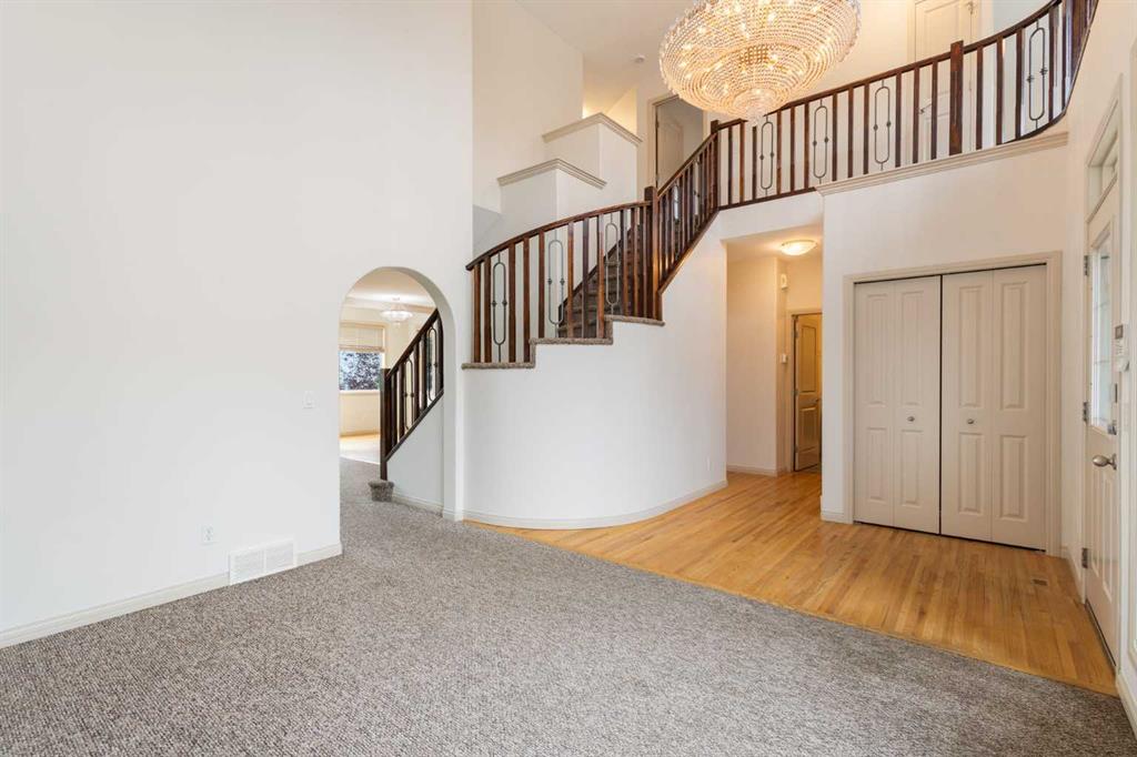 Picture for 53 Sherwood Way NW