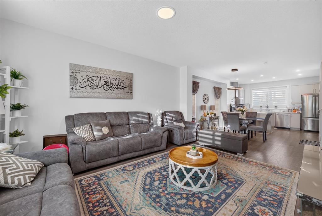 Picture for 981 Mahogany Boulevard SE