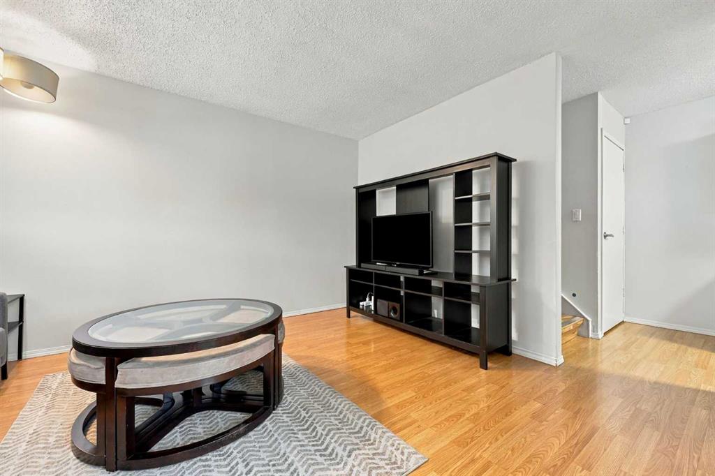 Picture for 3924 29a Avenue SE