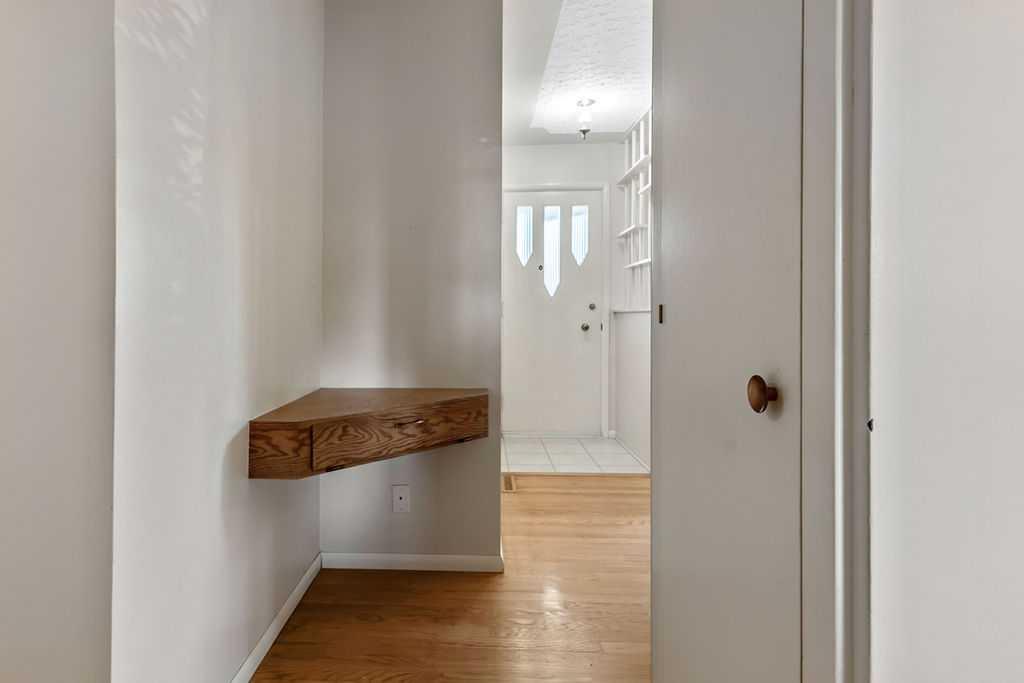 Picture for 1015 Mackid Road NE