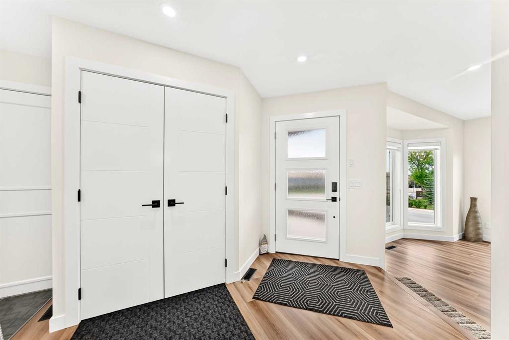 Picture for 112 Christie Park Manor SW